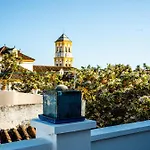 Casa Del Castillo * Marbella