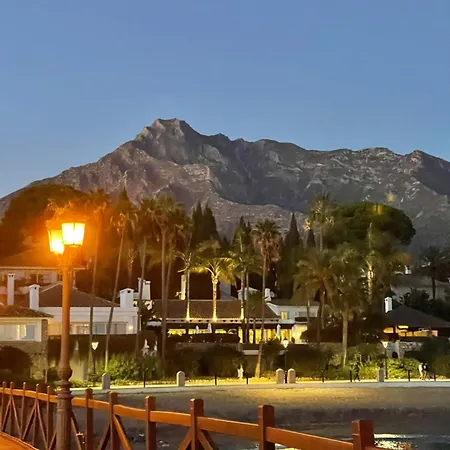 Castillo De Appartement Marbella